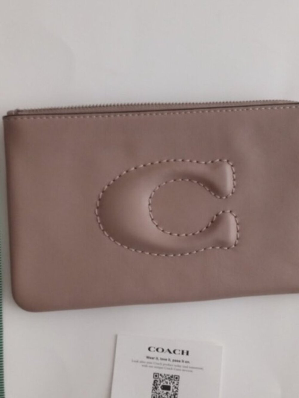 Coach Large Signature C Beige Corner Zip Wristlet Wallet Clutch - Picture 4 of 12